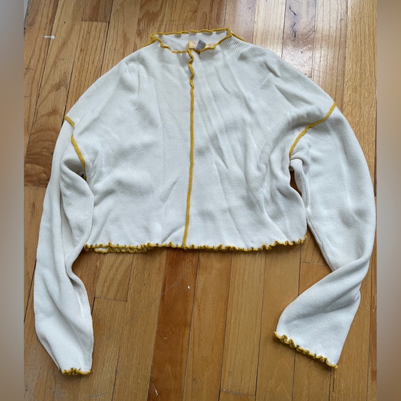 Urban Outfitters Knit sweater top - Picture 1 of 4